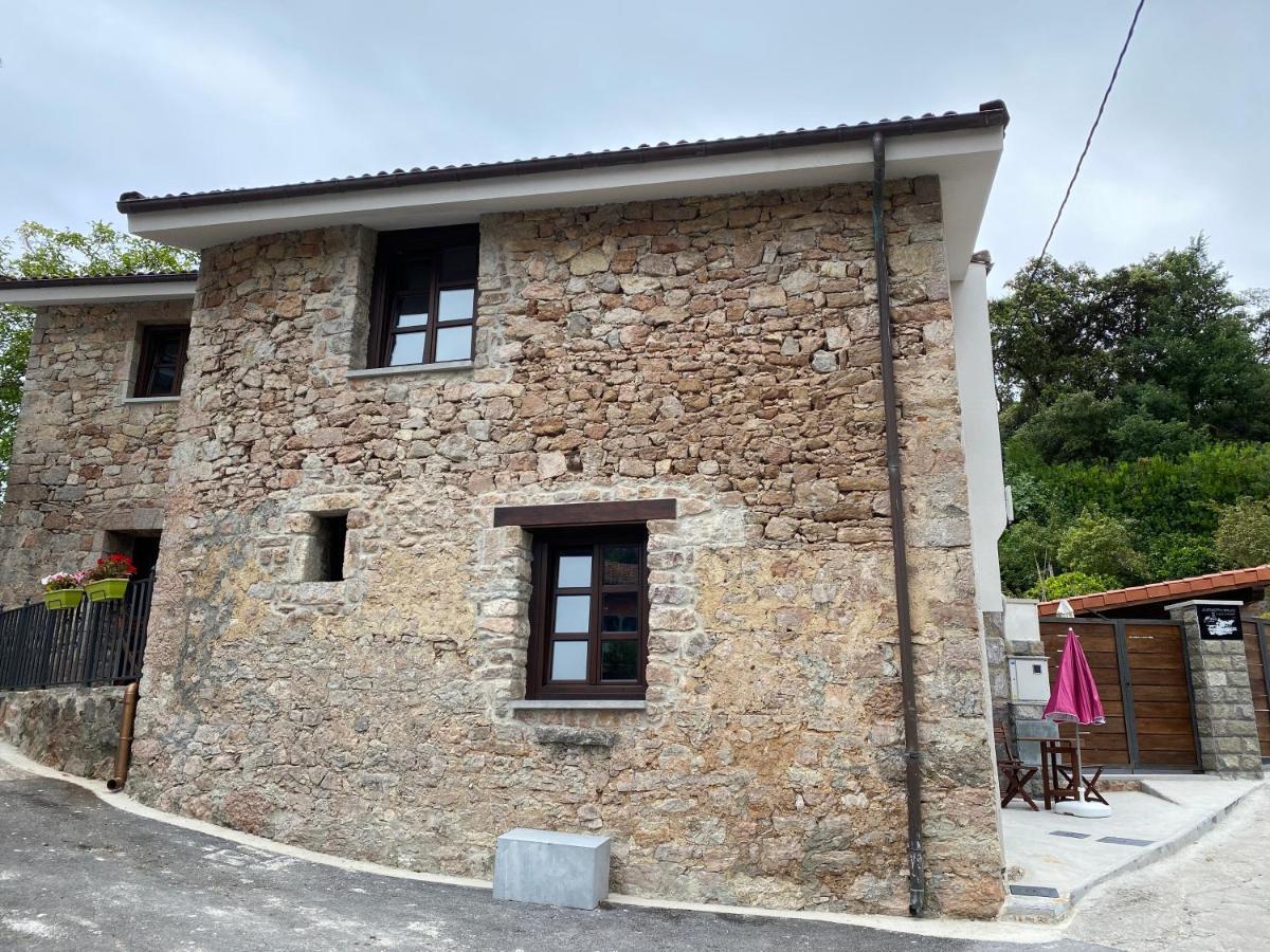 Apartamentos Rurales Playas De Niembro リャネス エクステリア 写真